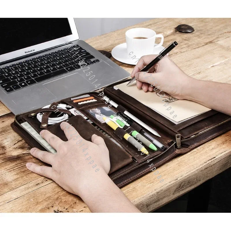 حقيبة تخزين جلدية للأجهزة اللو - مراجعة Tech Accessories For A Tablet وسعره